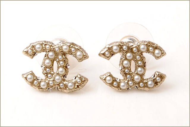 CHANEL シャネル ピアス CCマーク ブラック/シルバー