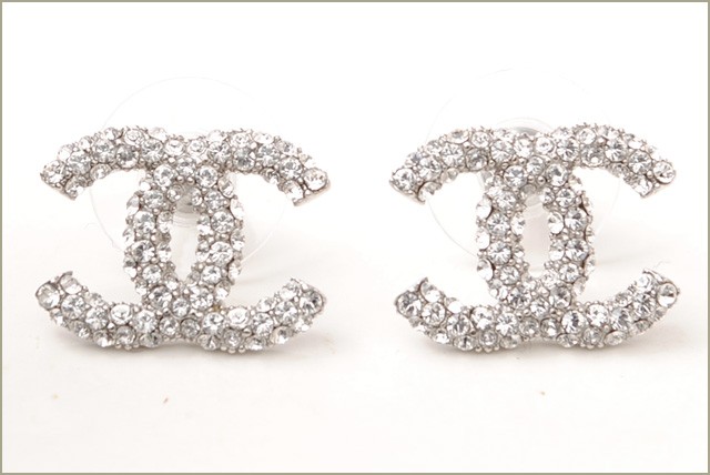 CHANEL シャネル ピアス CCマーク ブラック/シルバー