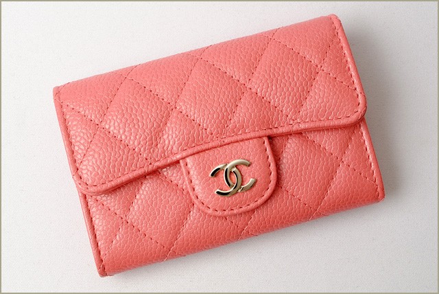 シャネル　CHANEL　折財布
