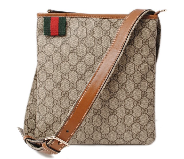 グッチ　GUCCI　バッグ　