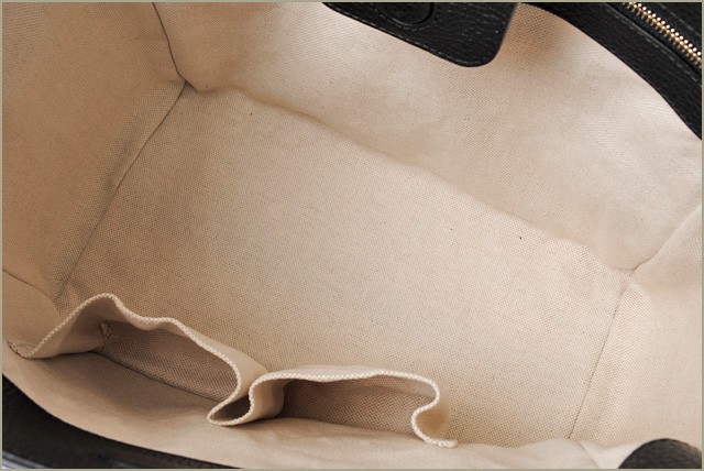 グッチ　GUCCI　バッグ　