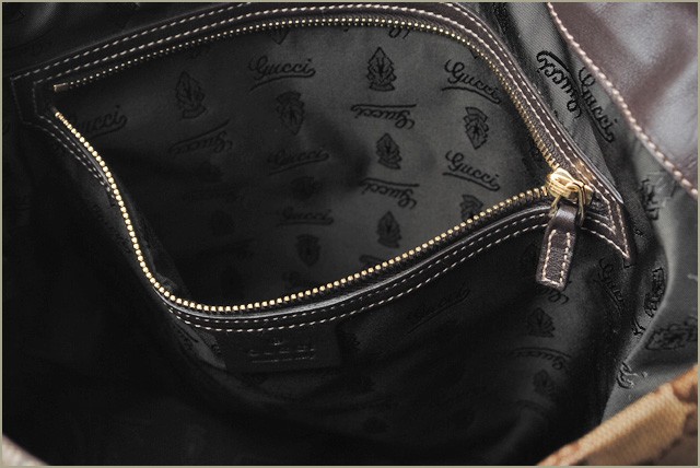 グッチ　GUCCI　バッグ　