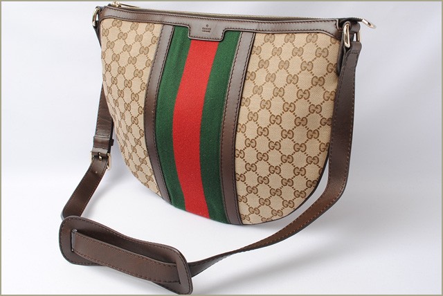 グッチ　GUCCI　バッグ　