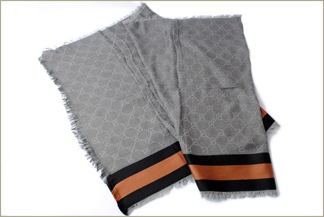 グッチ　GUCCI　マフラー