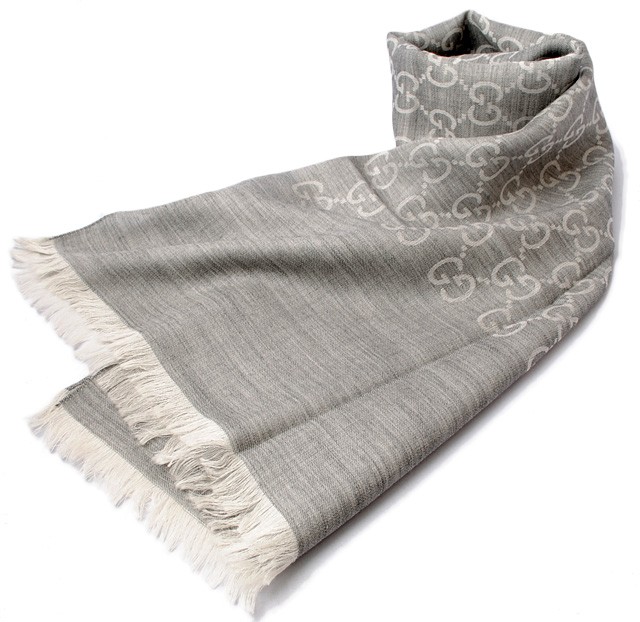 グッチ　GUCCI　マフラー