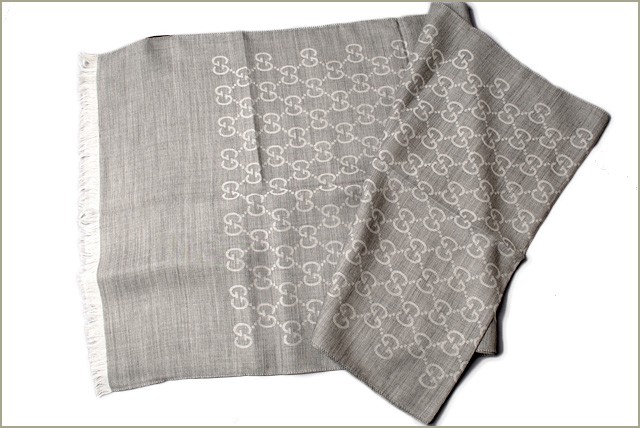 グッチ　GUCCI　マフラー