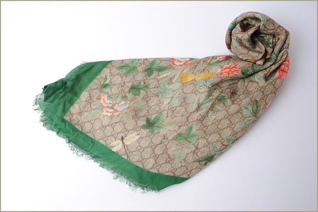 グッチ　GUCCI　マフラー