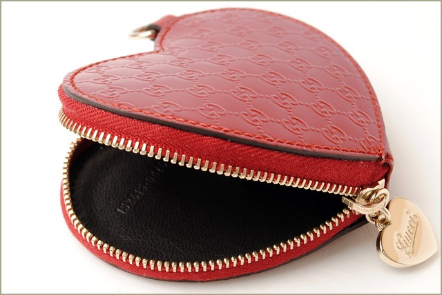 グッチ　GUCCI　バッグ　