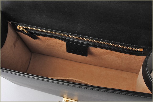 グッチ　GUCCI　バッグ　