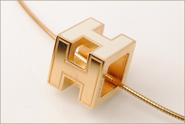 CHANEL シャネル ピアス CCマーク ブラック/シルバー