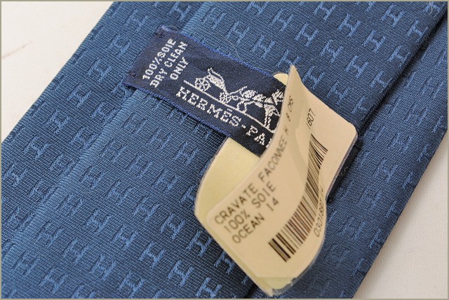 CHANEL シャネル ピアス CCマーク ブラック/シルバー