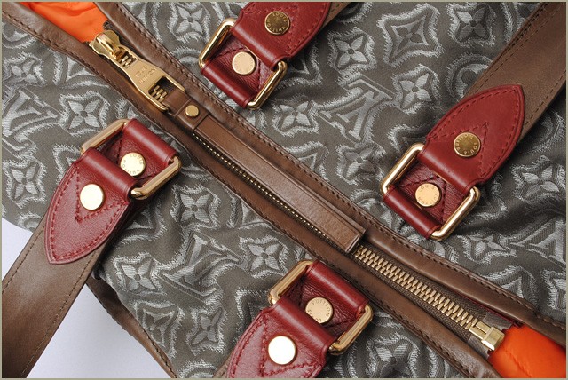 ルイヴィトン ポーチ