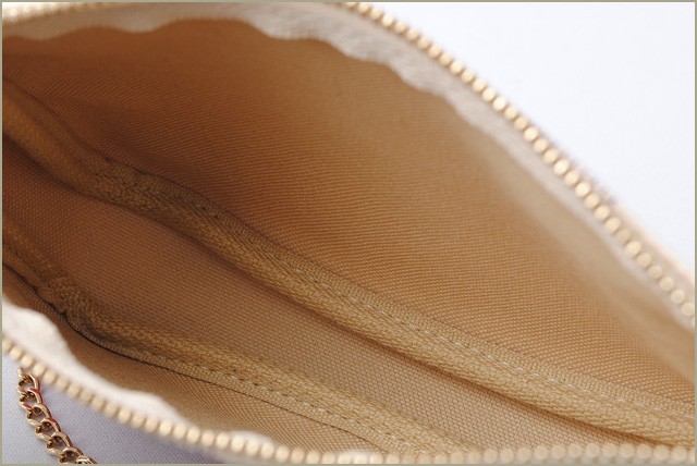 ルイヴィトン ポーチ