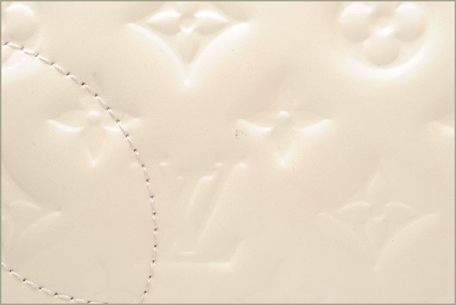 ルイヴィトン ポーチ