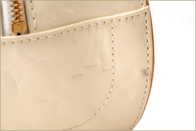 ルイヴィトン ポーチ