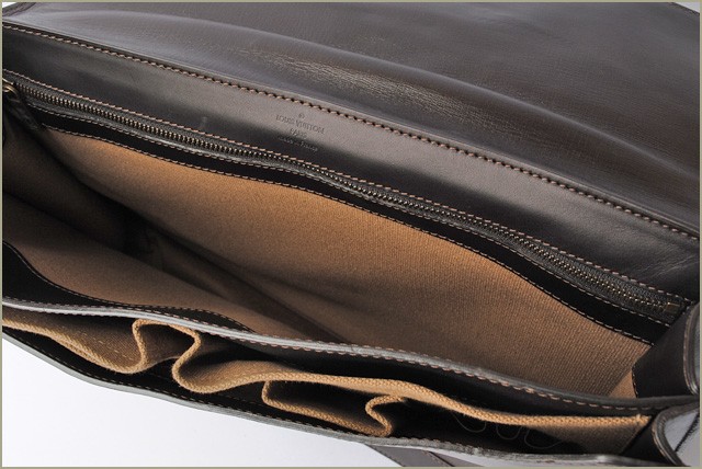 ルイヴィトン ポーチ