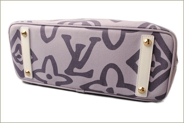 ルイヴィトン ポーチ