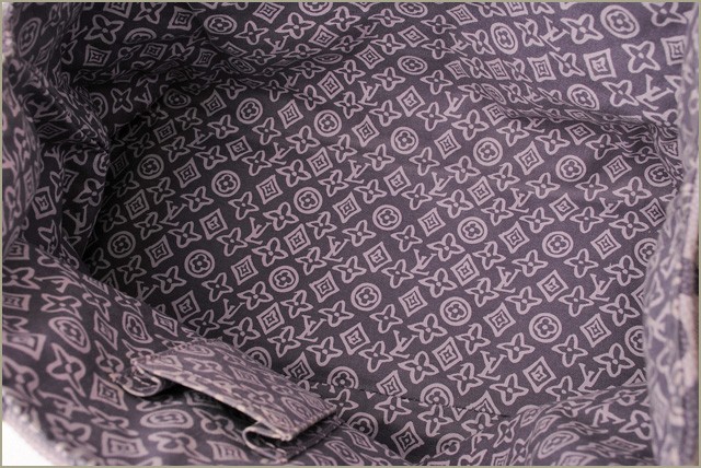 ルイヴィトン ポーチ