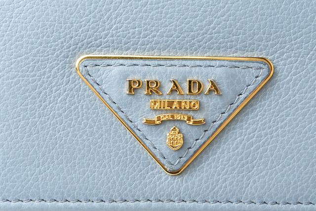 PRADA プラダ　レザー　ブルーグレー系　長財布 PRADA(プラダ) 長財布 - ネイビー×ブルーグレー ラウンド