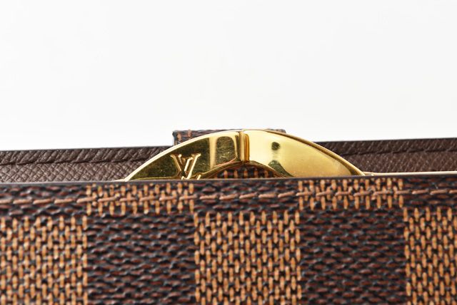 LOUIS VUITTON（ルイ・ヴィトン） 財布 がま口財布 旧モデル