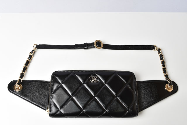 シャネル CHANEL 折財布