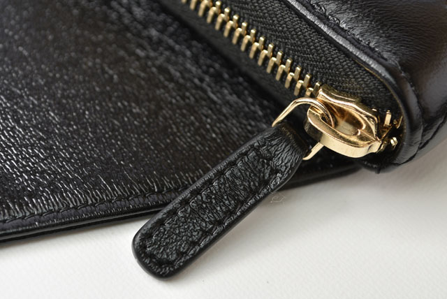 シャネル CHANEL 折財布