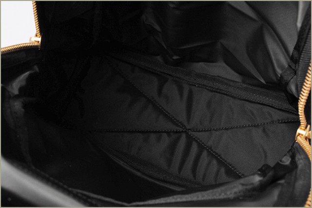 MARC BY MARC JACOBS(マークバイマークジェイコブス)