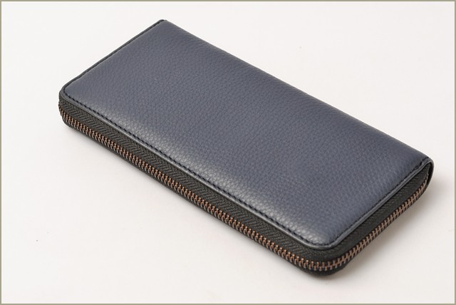 MARC BY MARC JACOBS(マークバイマークジェイコブス)財布