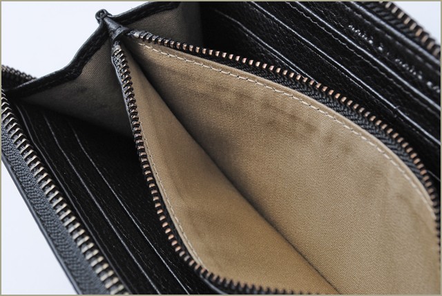 MARC BY MARC JACOBS(マークバイマークジェイコブス)財布