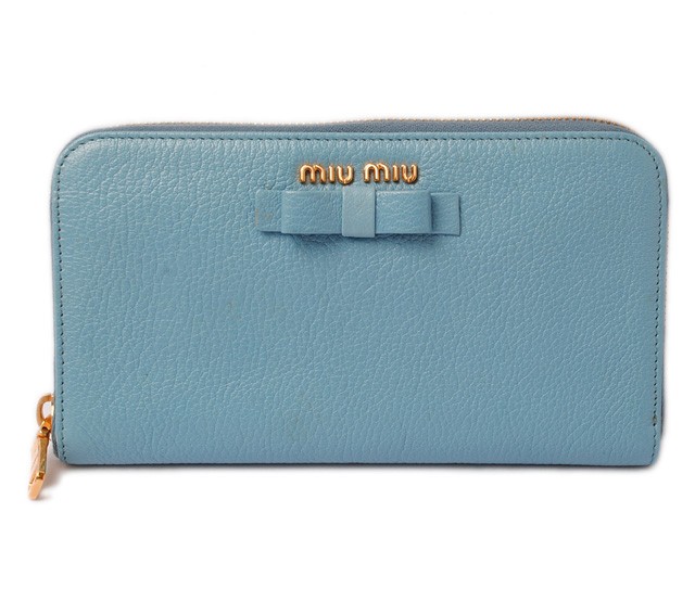 ミュウミュウ　miumiu