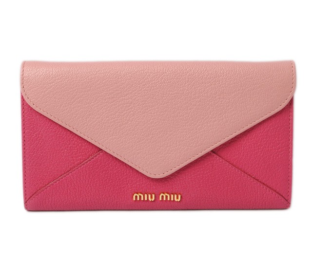 ミュウミュウ　miumiu