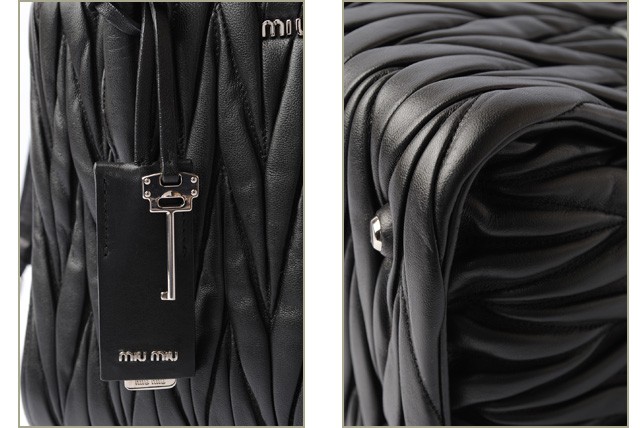 ミュウミュウ miumiu