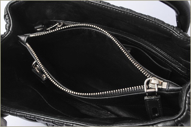 ミュウミュウ miumiu