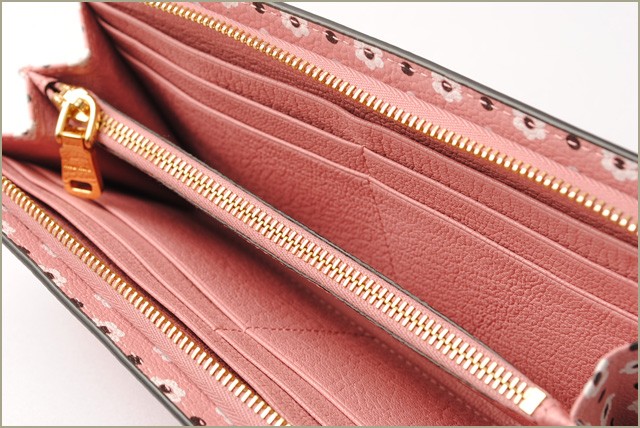 ミュウミュウ　miumiu