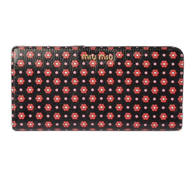 ミュウミュウ　miumiu