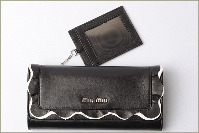 ミュウミュウ　miumiu