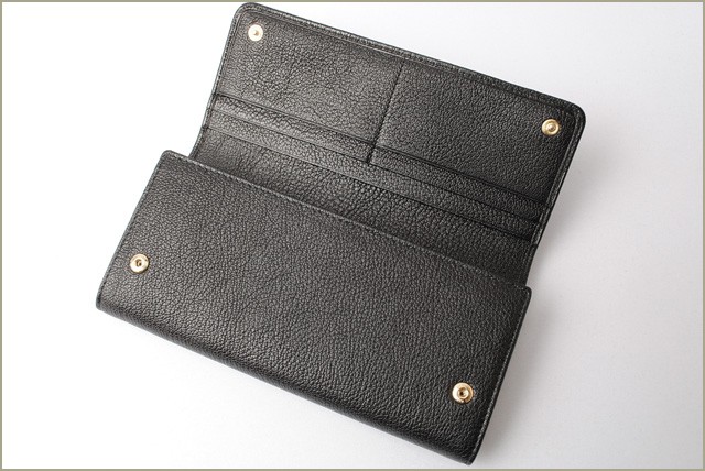 ミュウミュウ　miumiu