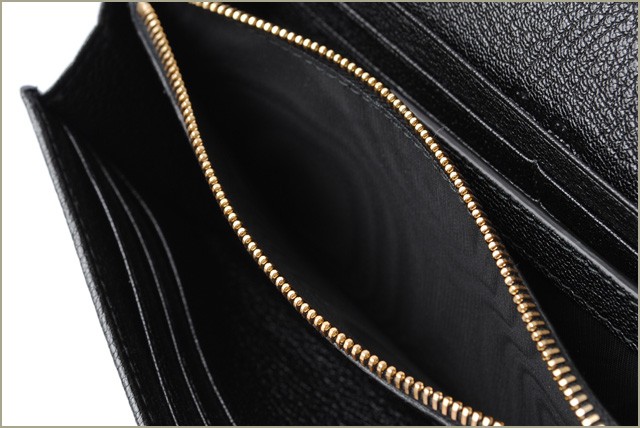 ミュウミュウ　miumiu