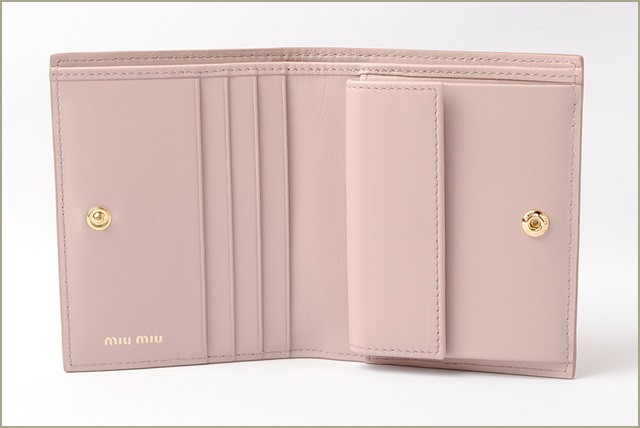 ミュウミュウ　miumiu