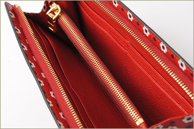 ミュウミュウ　miumiu