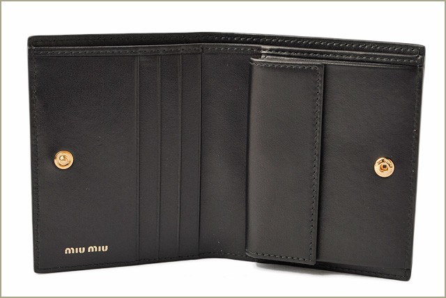 ミュウミュウ　miumiu