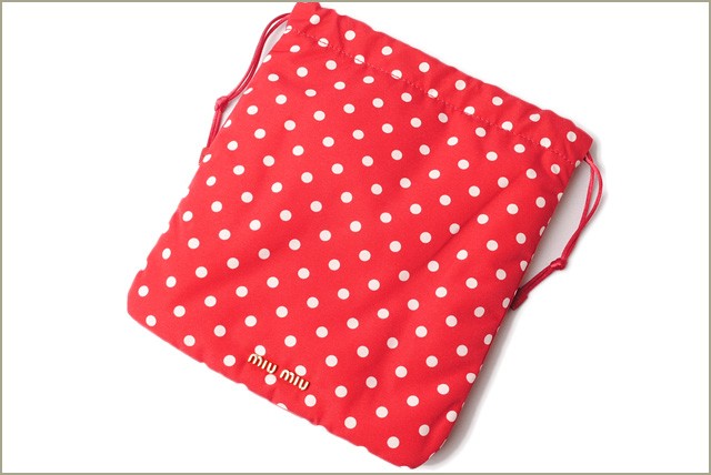 ミュウミュウ　miumiu