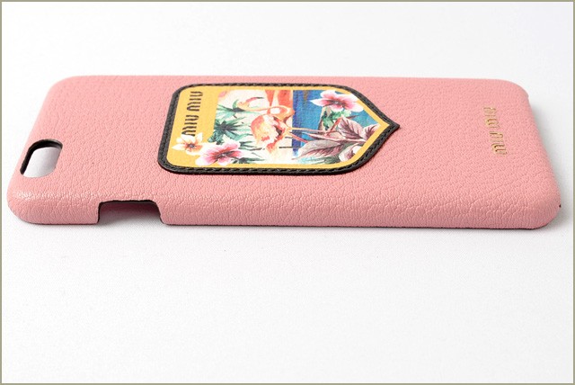 MIU MIU - 未使用★miumiu チェリー アイボリー iPhoneケース 5ZH127 MIUMIU【セール】□国内発□さくらんぼ iPhoneケース (MiuMiu