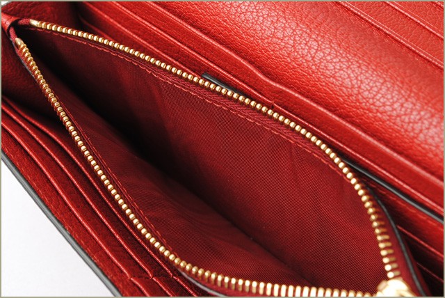 ミュウミュウ　miumiu