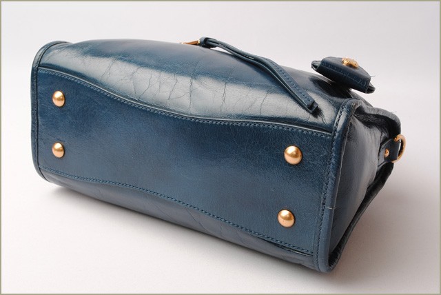 ミュウミュウ　miumiu