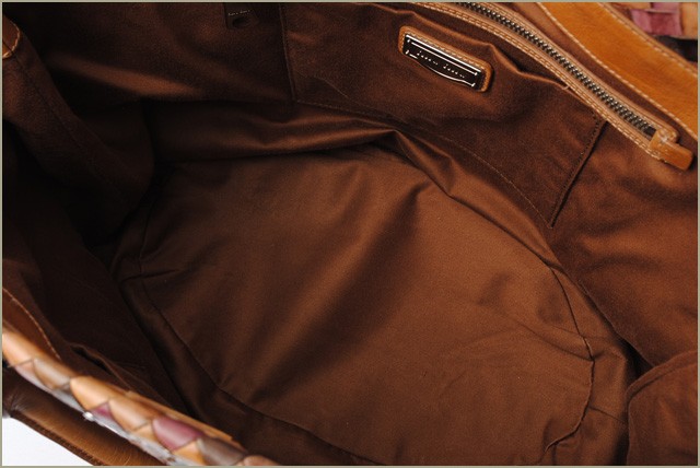 ミュウミュウ　miumiu