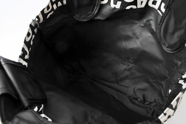 MARC BY MARC JACOBS(マークバイマークジェイコブス)