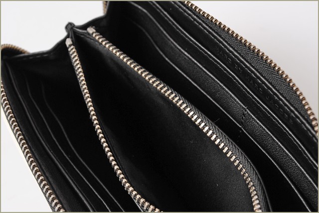 MARC BY MARC JACOBS(マークバイマークジェイコブス)財布