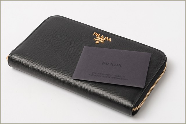 PRADA プラダ 2折長財布