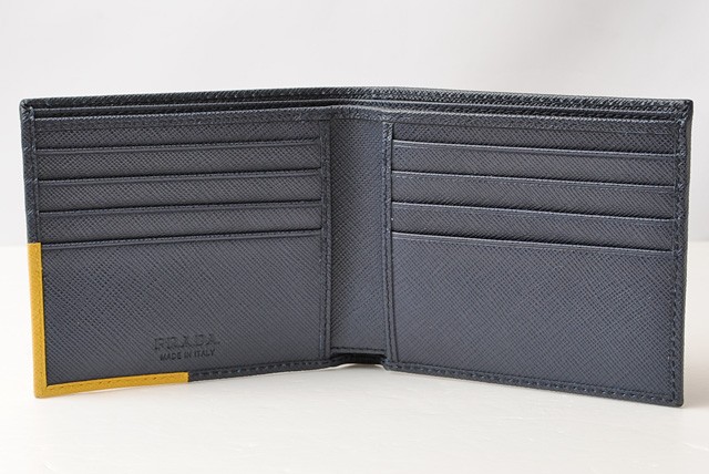プラダPRADA メンズ　折り財布　スカル　テスート/ブラック